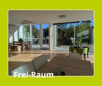 <p>Egal ob Kindergeburtstag, Familienfeier oder Hochzeit - bei uns seid ihr genau richtig!</p>
<p>Wir befinden uns im Westen von Köln, in Frechen-Königsdorf. Unser Gebäude ist ein beeindruckender Mix aus denkmalgeschützter Villa und modernem Glasanbau.<br>Im großen Frei-Raum habt ihr einen traumhaften Blick auf unser grünes Gelände. Gerne könnt ihr die Terrasse mitbenutzen.<br>Für die Kinder gibt es einen separaten Spiel-Raum direkt nebenan zum klettern, balancieren, rutschen oder bauen.<br>Und die "großen Kinder" können am Kickertisch spielen ?<br>Ihr könnt diese einzigartige Location Freitags - Sonntags stundenweise mieten. Geeignet für insgesamt bis zu 50 Personen. Natürlich mit voll ausgestatteter Küche und eigenen Parkplatz vor der Tür.<br>Auf unser Webseite findet ihr alle freien Termine und könnt direkt buchen.</p>
<p>Ihr habt Sonderwünsche? Sehr gerne, sprecht uns einfach an.</p>
<p>Angebote:<br>- Raummiete inkl. Endreinigung<br>- Dekoration<br>- Kinderanimation<br>Wir gestalten eure Feier auch sehr gerne nach individuellem Wunsch! Wie wäre es mit einem Kreativ-Projekt - auch für Teenies? Oder Kinderschminken für die Kleinen? Oder einer Disco-Party mit passender Beleuchtung?</p>
<p><br>Weitere Infos, sowie freie Termine und das Buchungstool: <a href="https://www.curiouskids.de/feiern">https://www.curiouskids.de/feiern</a></p>
<p>&nbsp;</p>